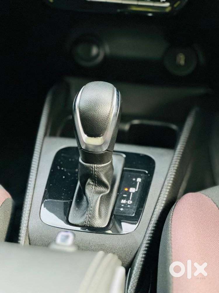 Maruti Suzuki Fronx Delta Plus 1.2 Ags, 2024, Petrol