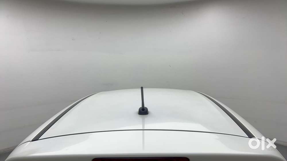 Maruti Suzuki Swift Lxi Optional-o, 2016, Cng & Hybrids