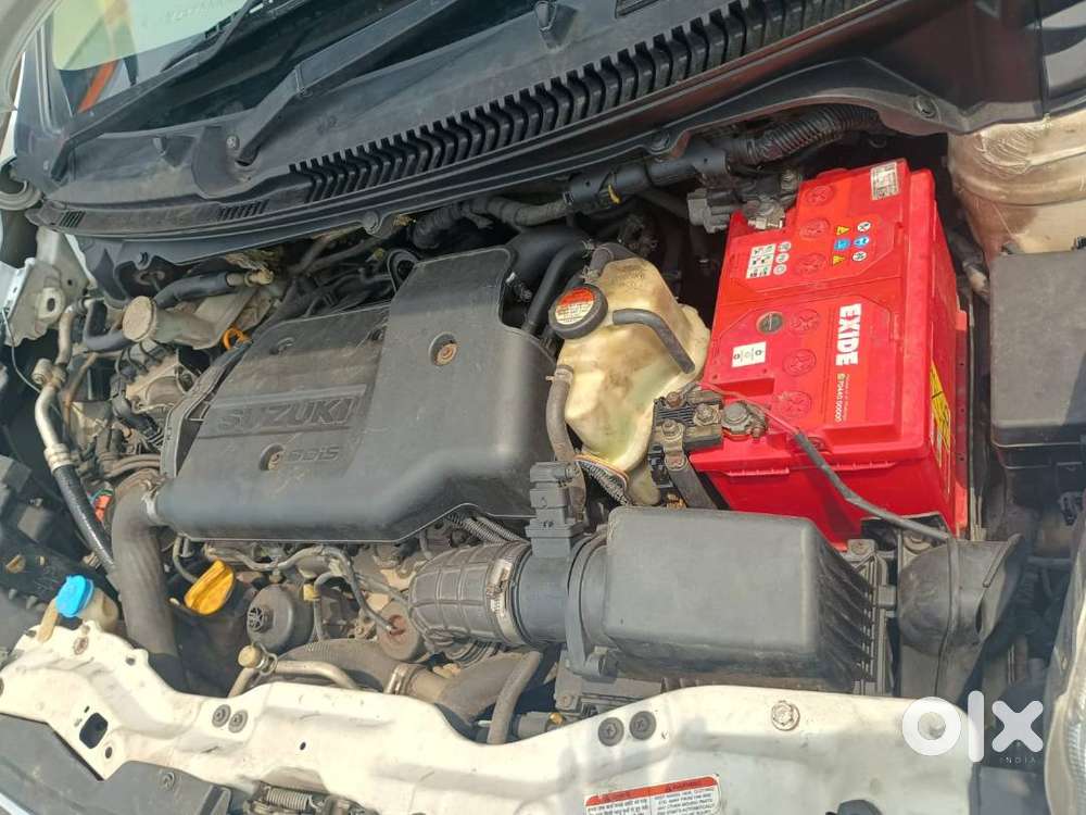 Maruti Ertiga Zdi+ Shvs Diesel  Top End Model  New Tyres