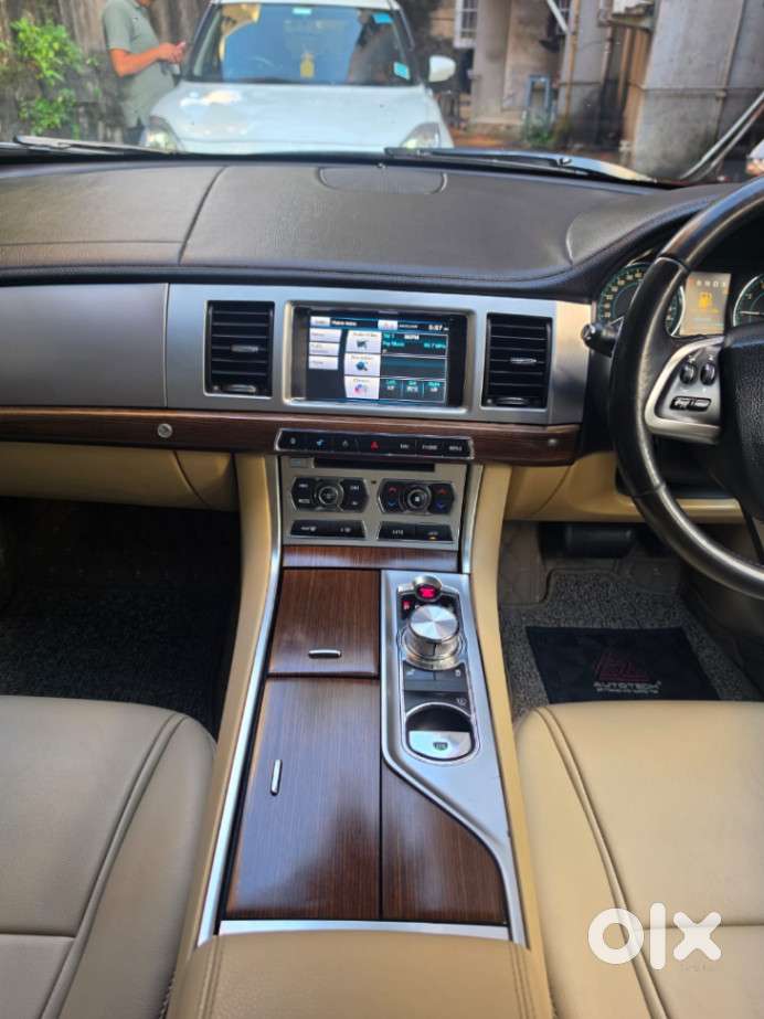Jaguar Xf Petrol 2.0, 2016, Petrol