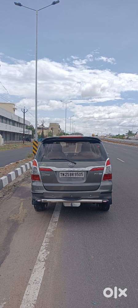 Toyota Innova, 2014