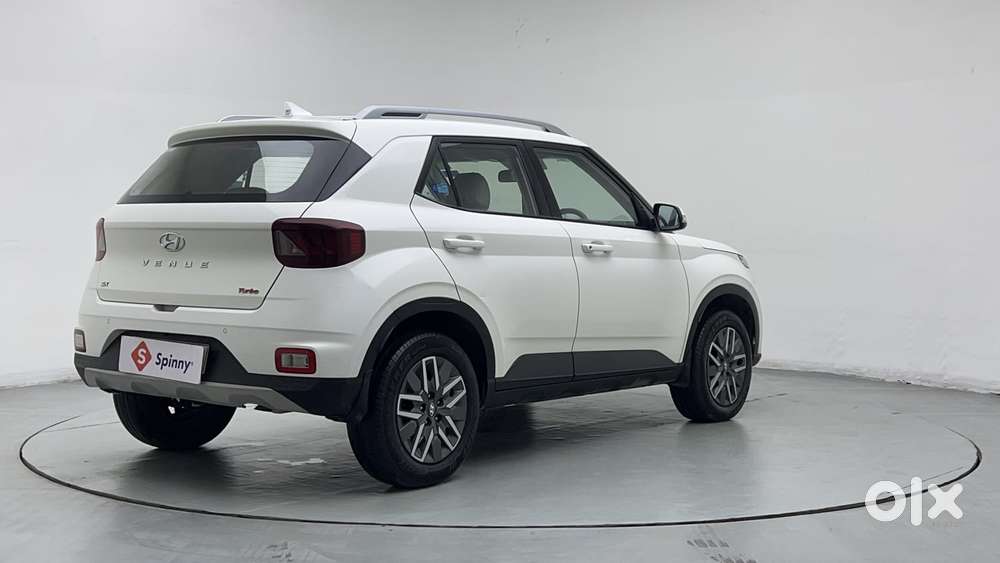 Hyundai Venue Sx Opt Turbo, 2022, Petrol