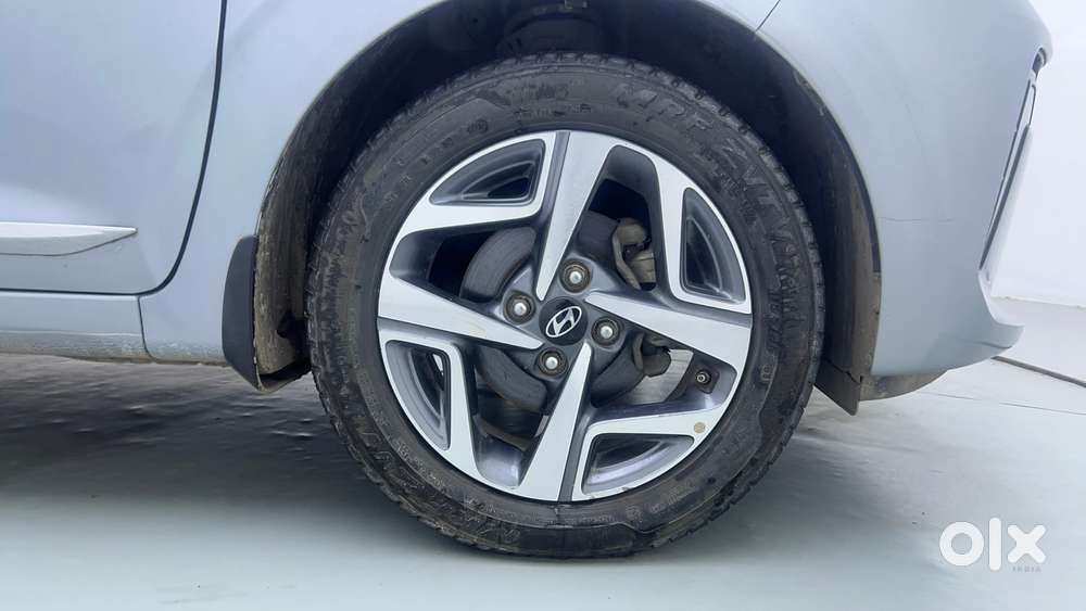 Hyundai Aura 1.2 Sx Cng, 2024, Cng & Hybrids