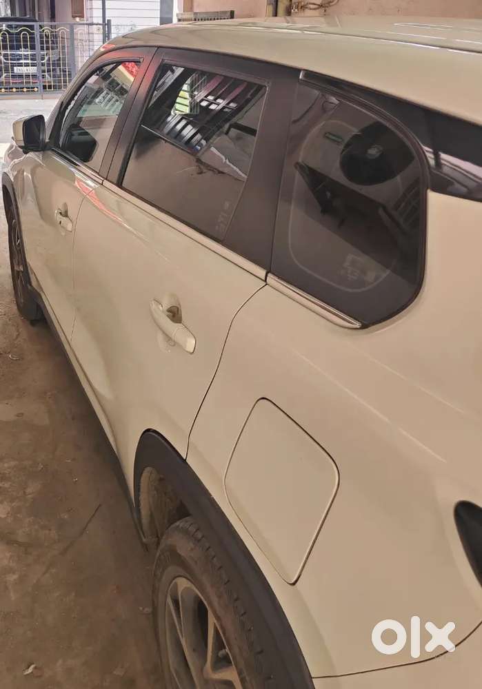 Well Maintained Car With Top Model Accessories Added Along With It..