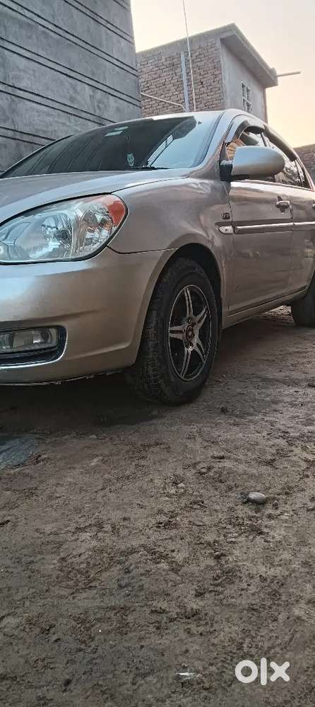 Cng Kit Lag Gai Hui Hai Full Insurance Gaddi Jama Ok Ac  Bilkul Okay