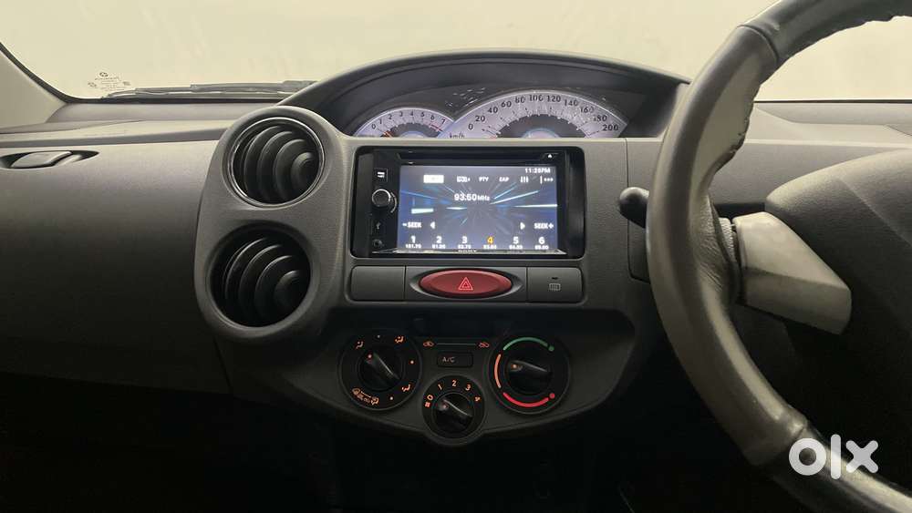 Toyota Etios 1.5 V, 2012, Petrol