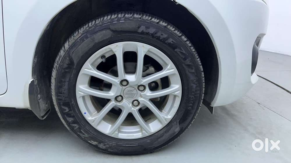 Maruti Suzuki Swift Amt Zxi, 2018, Petrol
