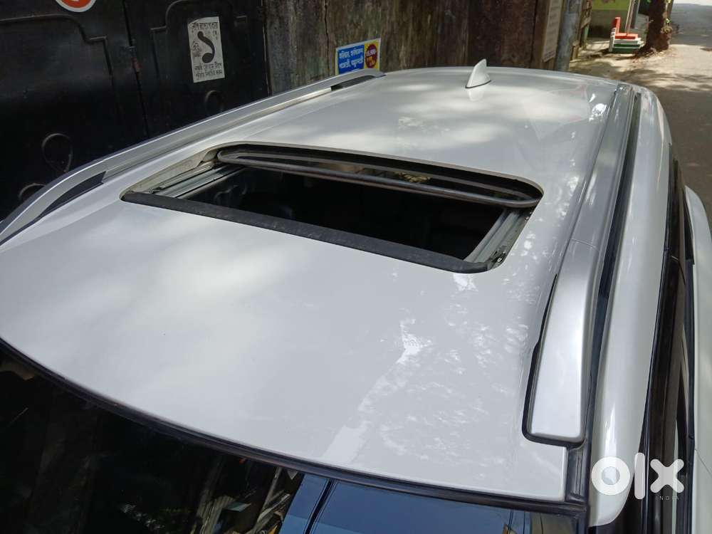 Maruti Suzuki Brezza 1.5 Zxi Smart Hybrid, 2023, Petrol