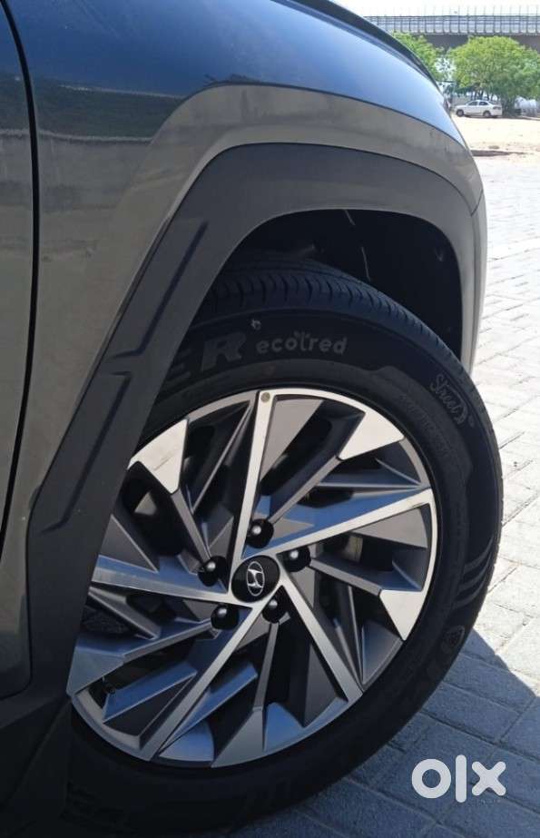 Hyundai Tucson 2.0 Signature Petrol At, 2023, Petrol