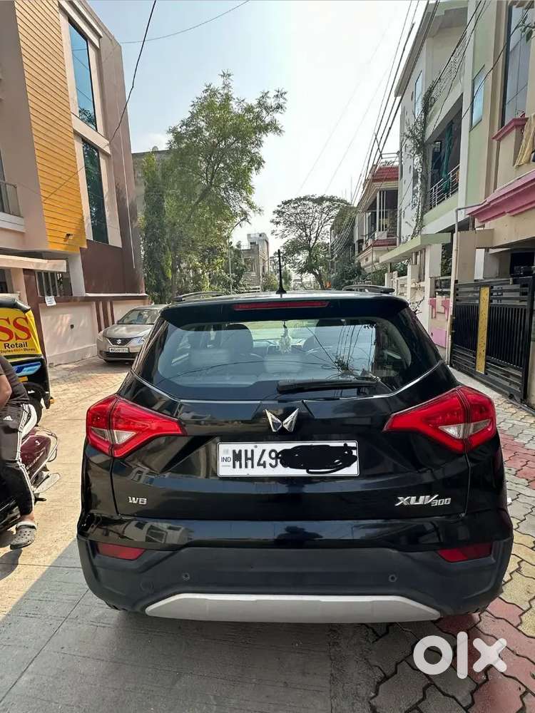 Mahindra 300 Top Model