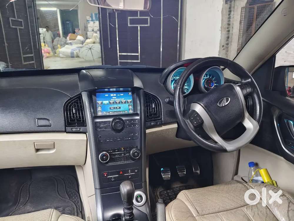 Mahindra Xuv500 2.2 W10 2016 (top Model)