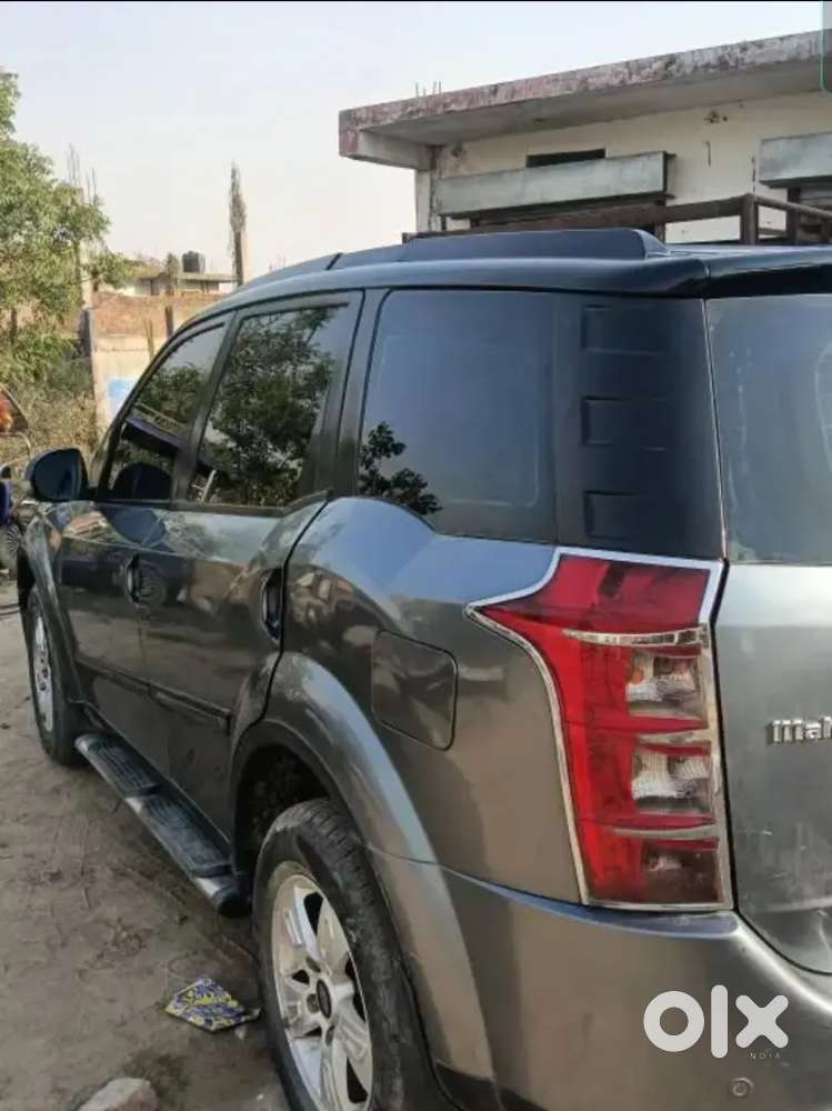 Mahindra Xuv500 2013 Diesel 70000 Km Driven