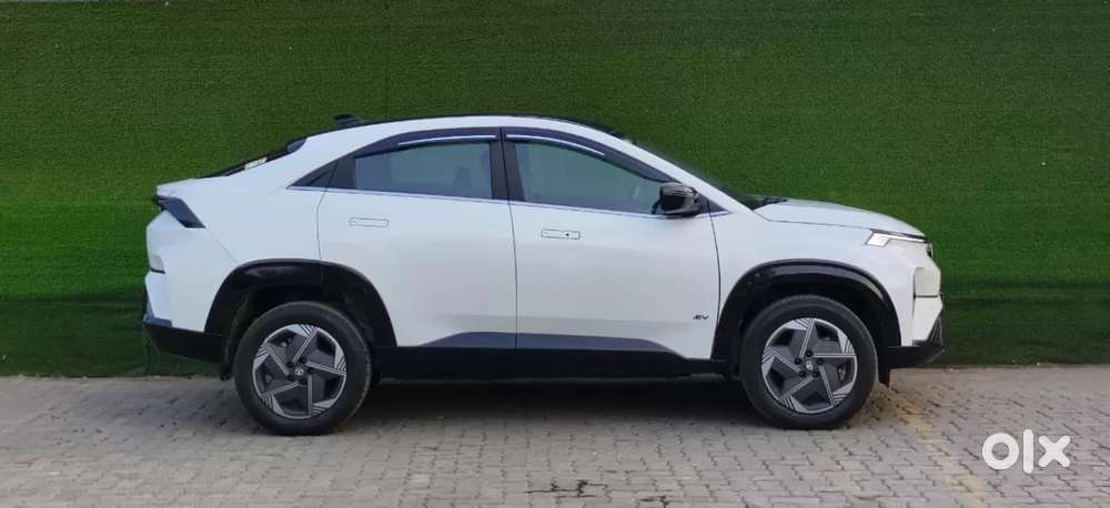 Tata Curvv Ev, 2025, Electric