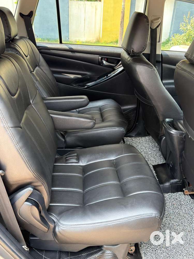Toyota Innova Crysta 2.4 G Mt, 2019, Diesel