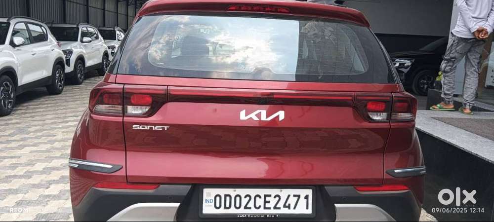 Kia Sonet 2023 Petrol 38000 Km Driven