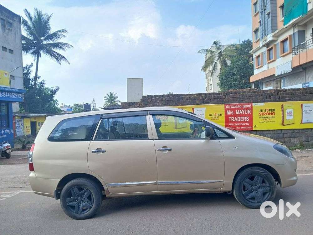 Toyota Innova 2.5 G (diesel) 8 Seater, 2006, Diesel