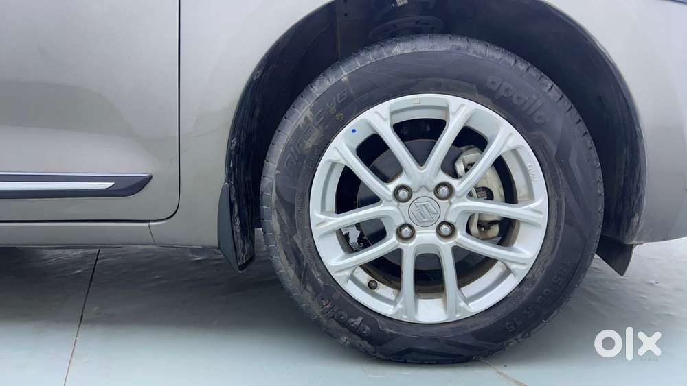 Maruti Suzuki Swift 1.3 Zxi, 2023, Petrol
