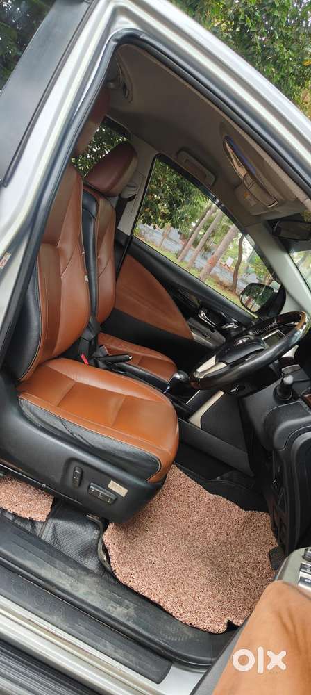 Toyota Innova Crysta 2.8z Automatic, 2017, Diesel