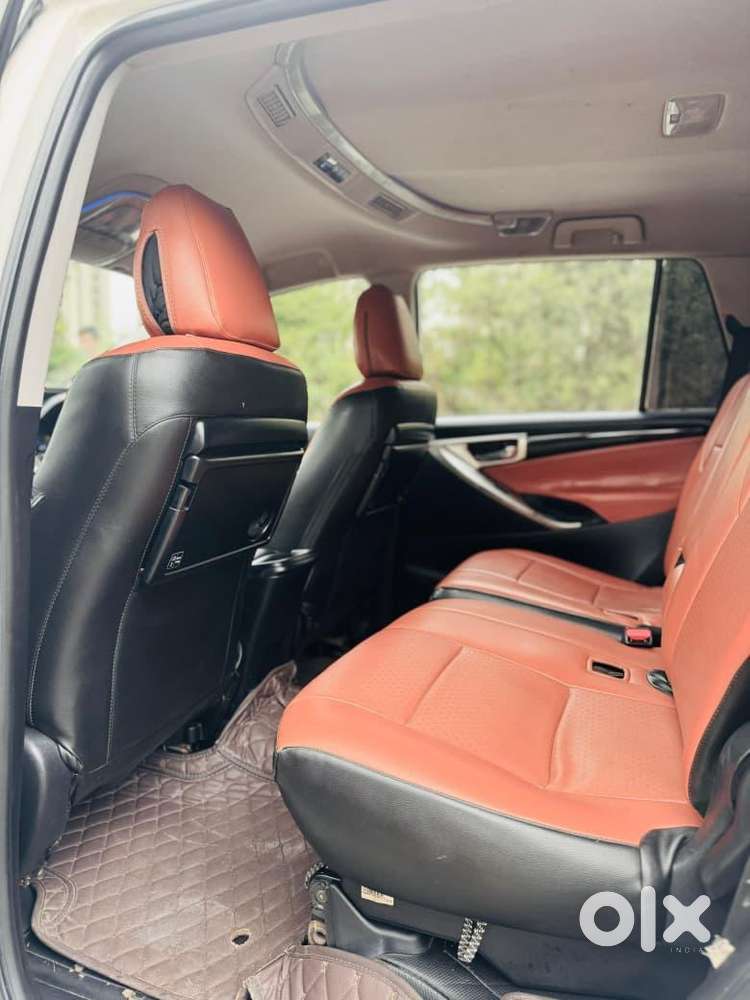 Toyota Innova Crysta 2018 Diesel 160000 Km Driven