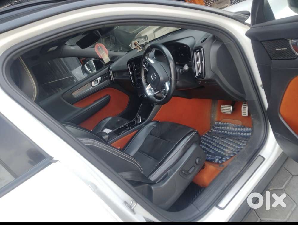 Volvo Xc40 D4 Momentum, 2018, Diesel