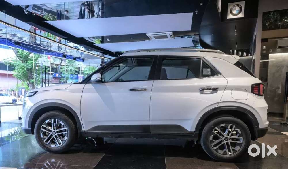 Hyundai Venue 1.0 Sx (o) Turbo Dct, 2023, Petrol