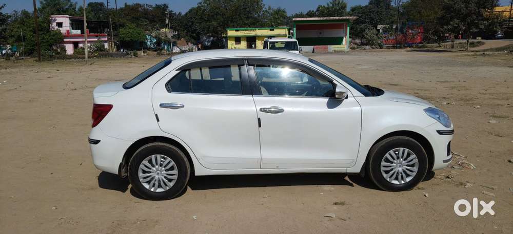 Maruti Suzuki Dzire 1.2 Lxi, 2018, Petrol