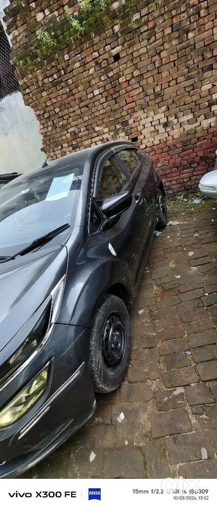 Tata Altroz 1.2 Xe Plus 2020
