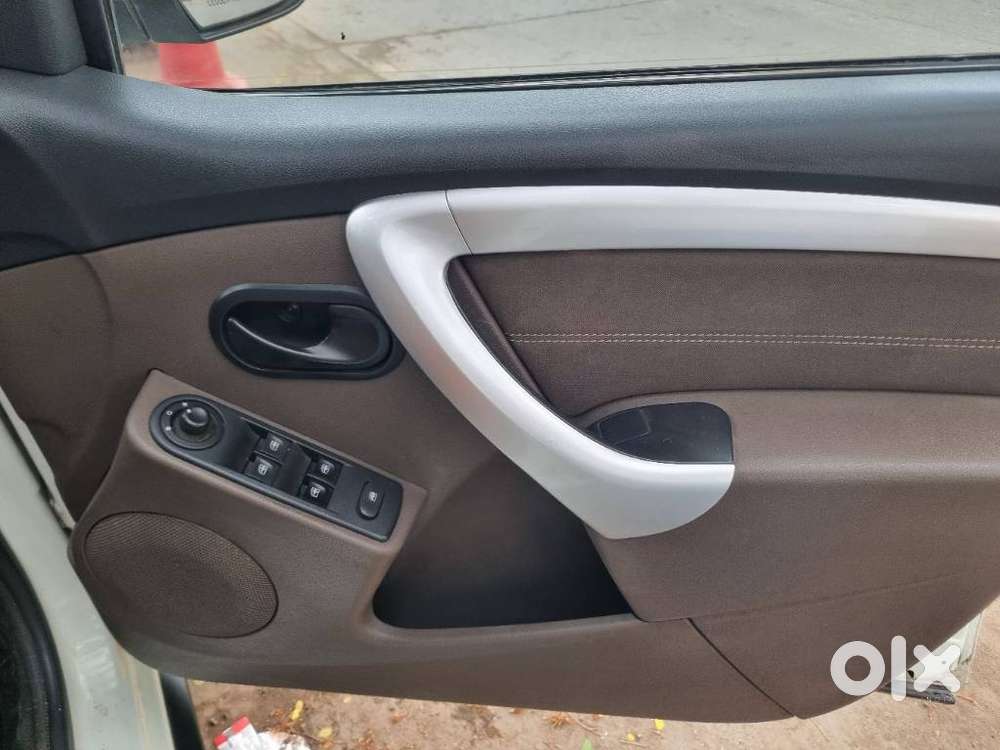 Renault Duster 2015-2016 Petrol Rxl, 2017, Petrol