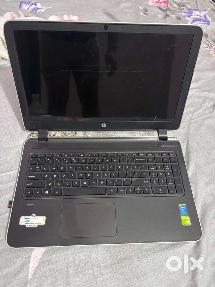HP  8 GB RAM  i5  256 GB SSD  1 TB