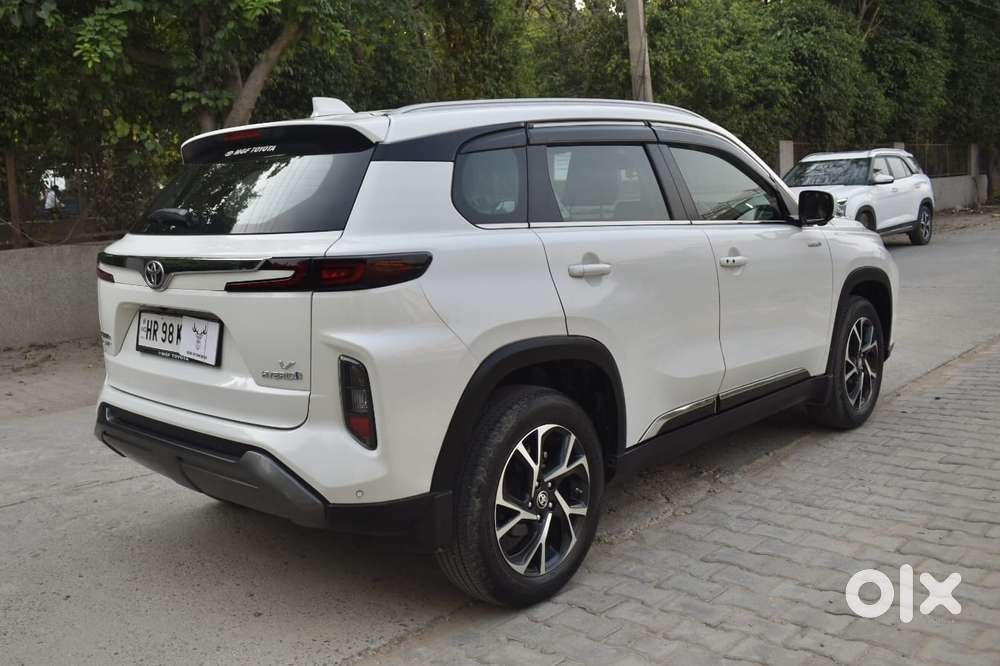 Toyota Urban Cruiser Hyryder 1.5 V Hybrid, 2023, Petrol