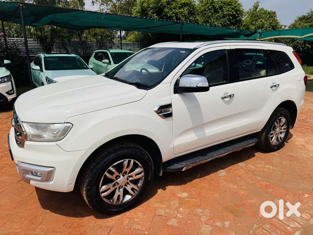 Ford Endeavour 3.2 Titanium At 4x4, 2017, Diesel