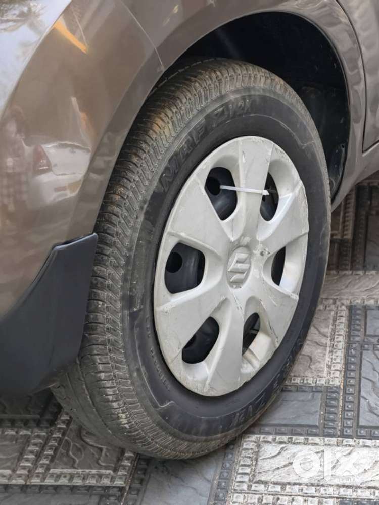 Maruti Suzuki Ritz Vxi, 2010, Petrol