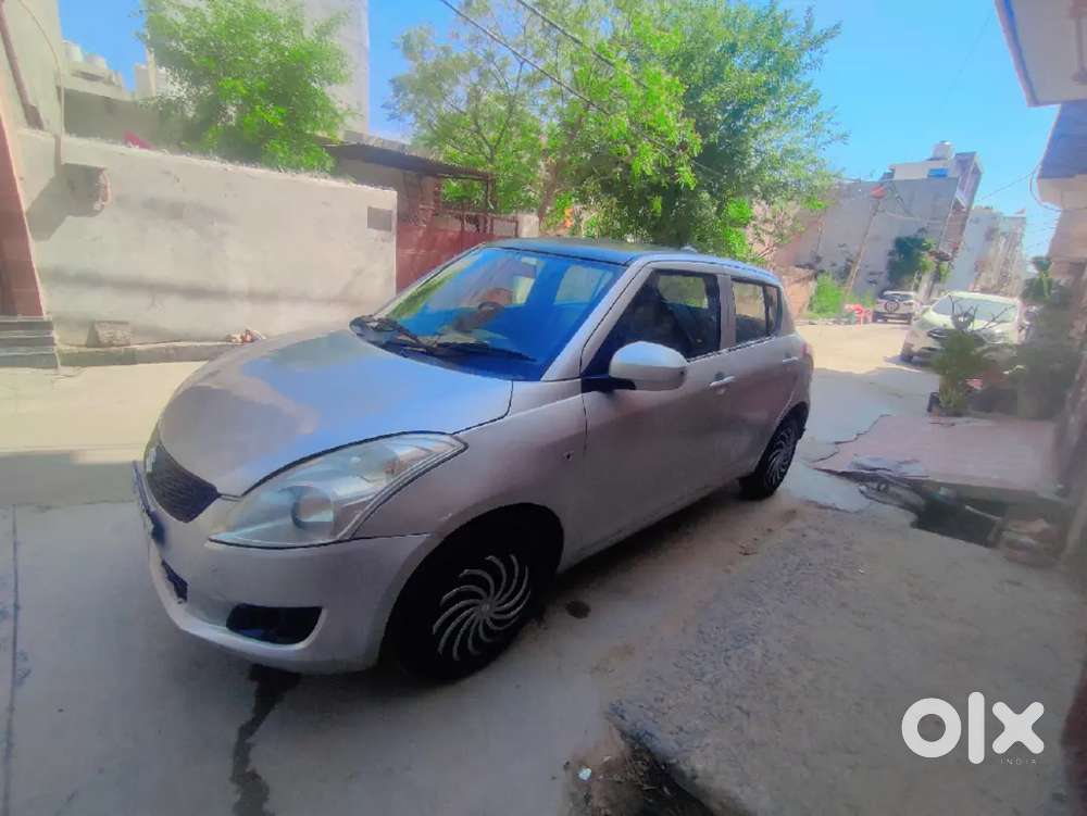 Maruti Suzuki Swift 2013 Cng & Hybrids 70000 Km Driven