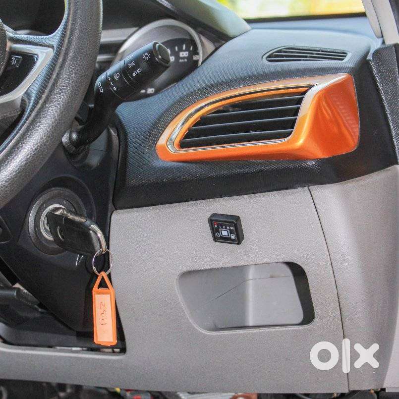 Tata Tiago 1.05 Revotorq Xz Plus Dualtone, 2016, Cng & Hybrids