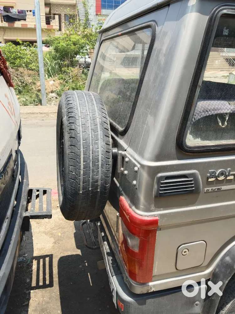 Mahindra Bolero Lx 2013