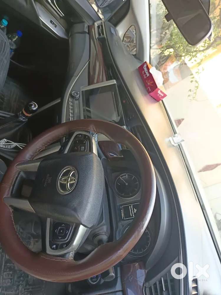 Toyota Innova Crysta 2.4 2017 Diesel Manual
