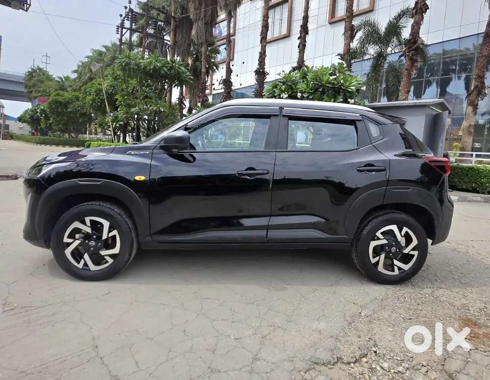 Urgent Sale New 7 Seats Purchase Krni Hain