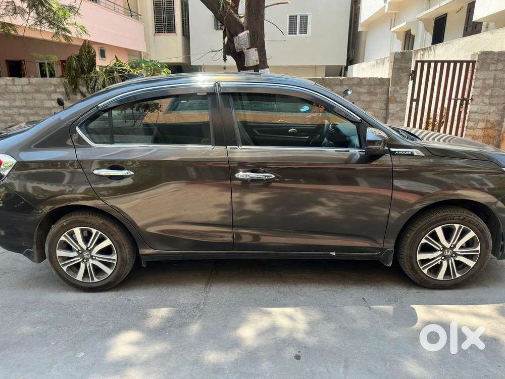 Honda Amaze 2023 Petrol 9500 Km Driven