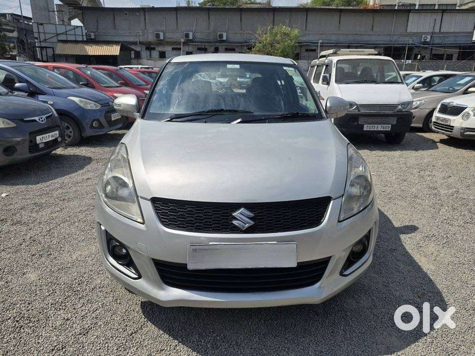 Maruti Suzuki Swift Vxi + Manual, 2017, Petrol