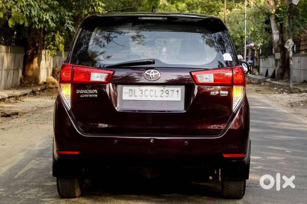 Toyota Innova Crysta 2.7 Gx Automatic 8 Str, 2016, Petrol