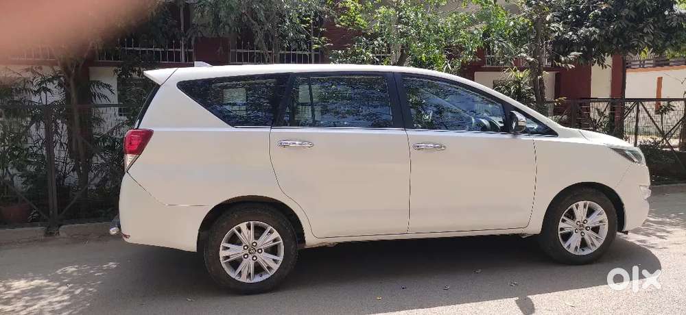 Toyota Innova Crysta Zx 2016