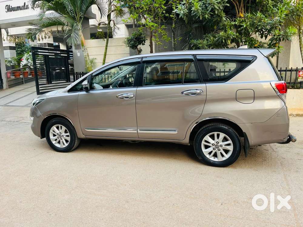 Toyota Innova Crysta 2.4 G Mt 7 Str, 2018, Diesel