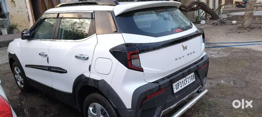 Mahindra Xuv 3xo 2024 Petrol 9000 Km Driven
