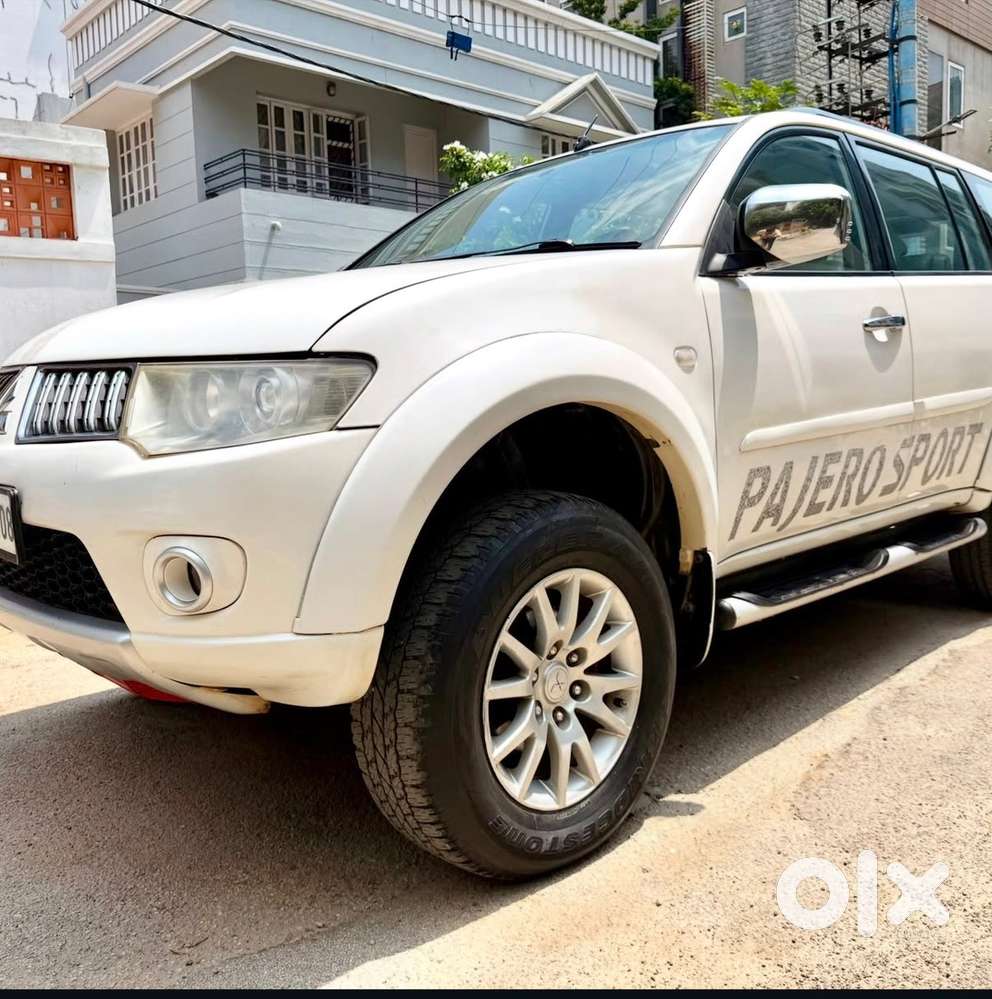 Mitsubishi Pajero Sport  Mt 4x4 2015 Diesel