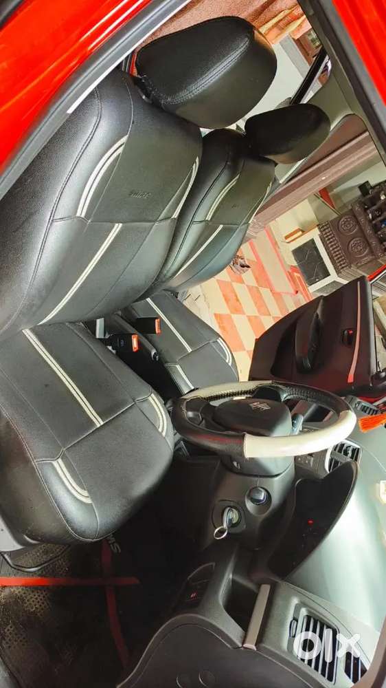Maruti Suzuki Swift Lxi 2017