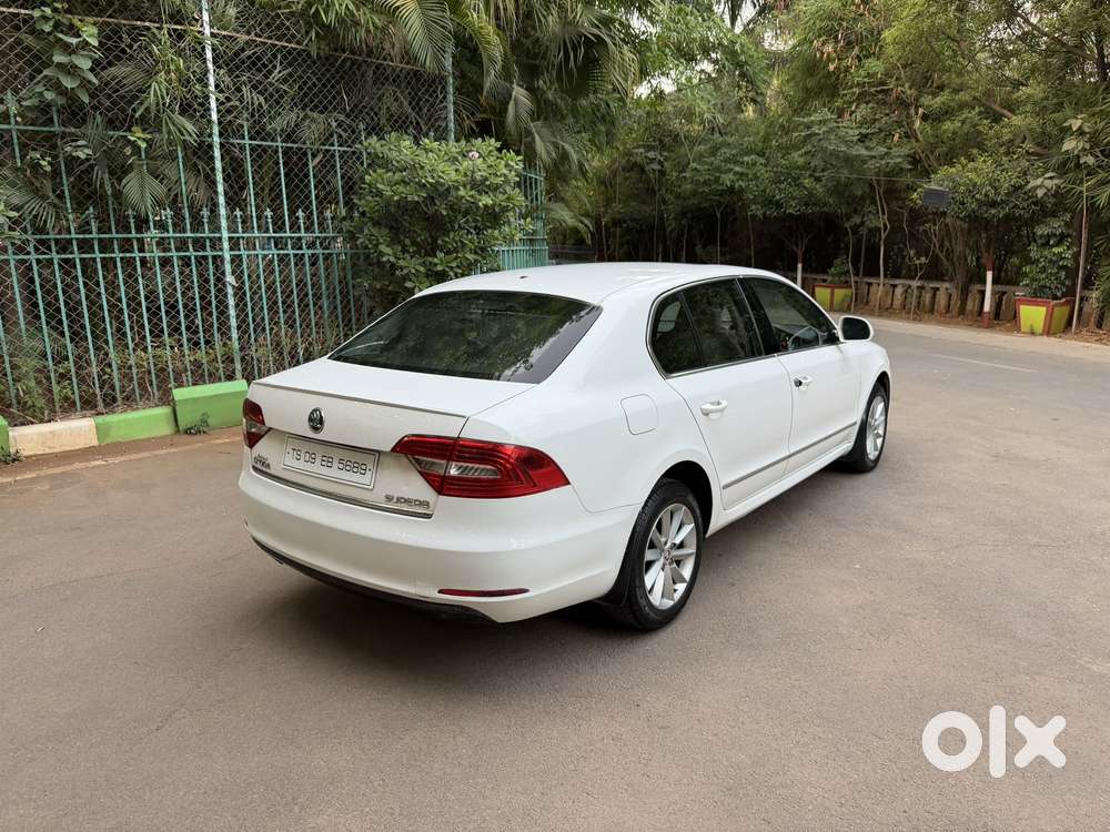 Skoda Superb 2.0 Elegance Tdi Cr At, 2014, Diesel