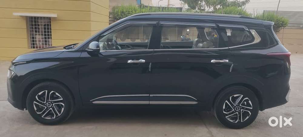 Kia Carens, 2022, Petrol