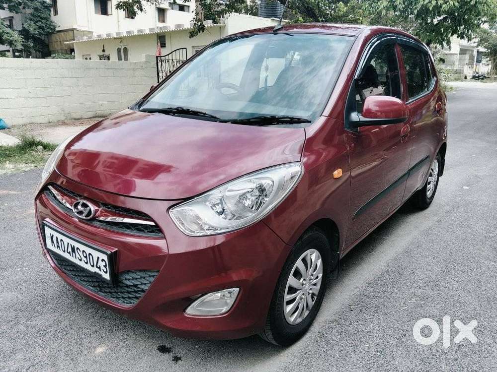 Hyundai I10 Sportz, 2017, Petrol
