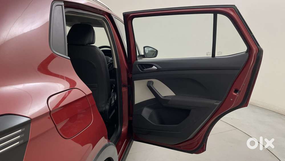 Volkswagen Taigun 1.0 Tsi Highline At, 2022, Petrol