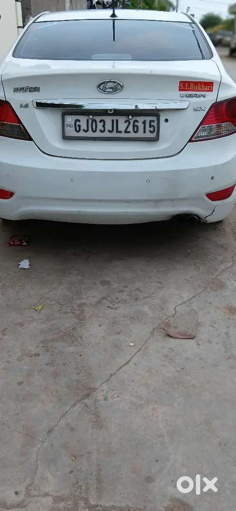 Hundai Verna Car